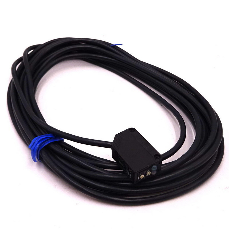 E3Z-D81 product reference image; not current-stock, current-lot, original-supply, lead-time or warranty proof