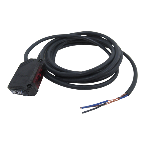 E3Z-R61 product appearance reference with sensor body and cable; not exact-model-label or current-stock proof